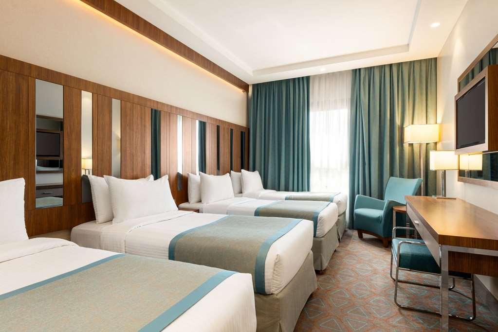 Ramada By Wyndham Makkah Zad Al Tayseer メッカ 部屋 写真