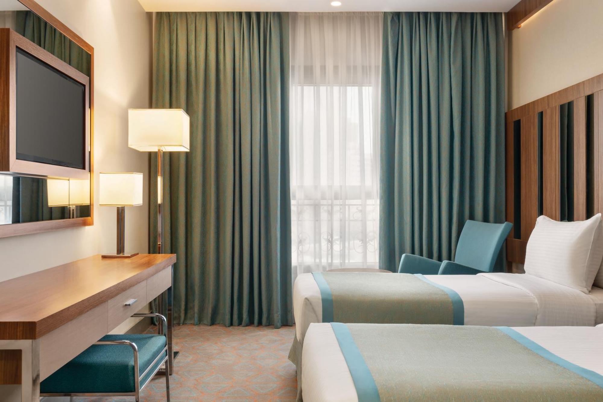 Ramada By Wyndham Makkah Zad Al Tayseer メッカ エクステリア 写真
