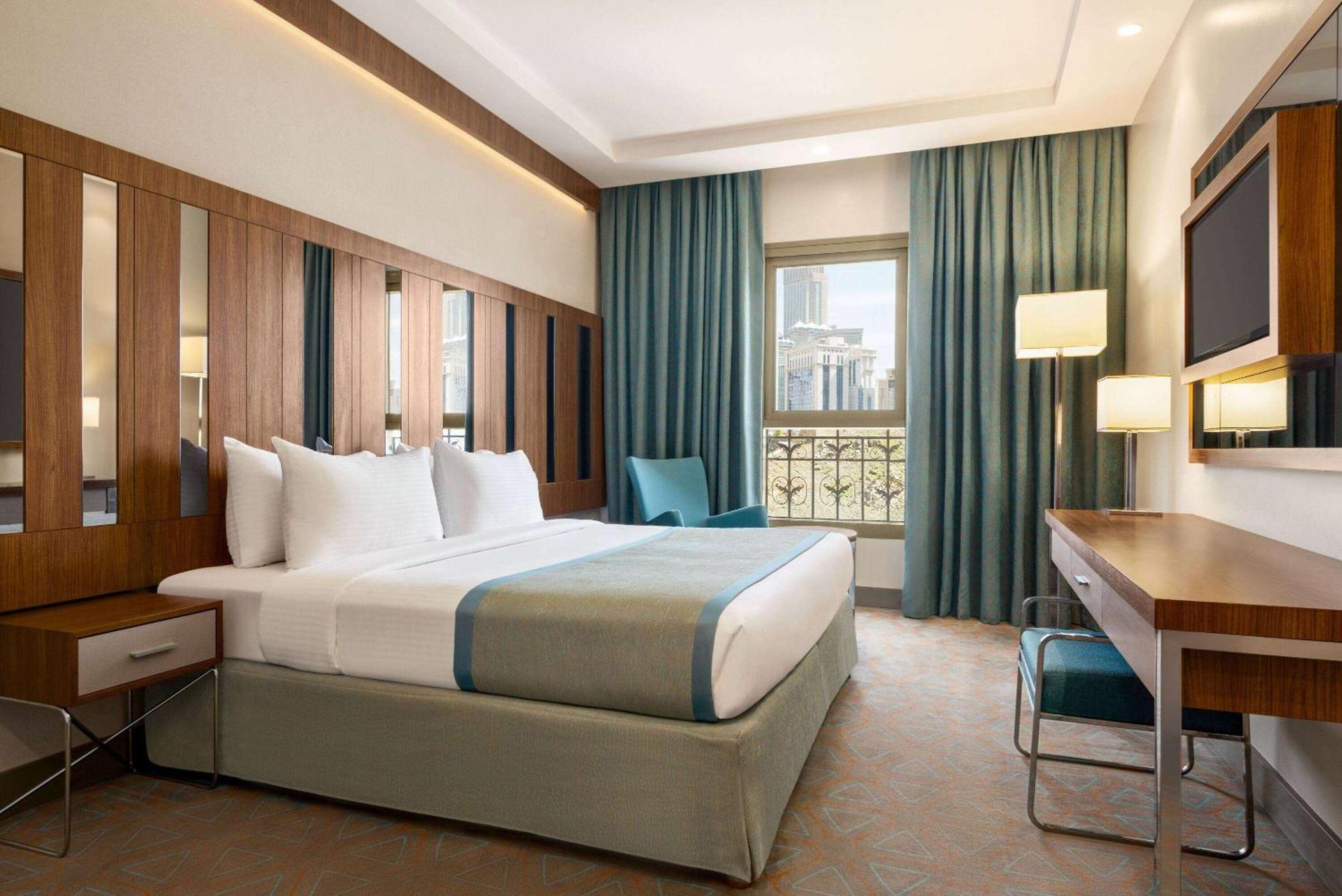 Ramada By Wyndham Makkah Zad Al Tayseer メッカ エクステリア 写真