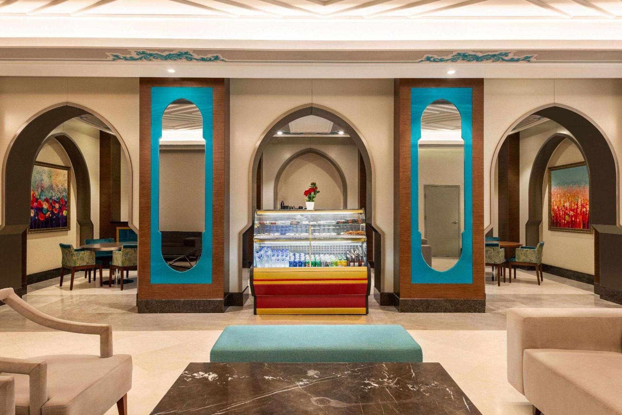 Ramada By Wyndham Makkah Zad Al Tayseer メッカ エクステリア 写真